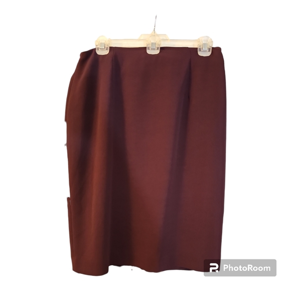 EUC 3-piece Laura Scott skirt suit. Plum color.  Size 12 suit, size large shell. - Picture 6 of 9